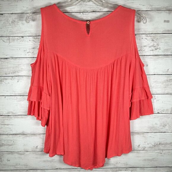 Democracy Embroidered Bohemian Crinkle Rayon Salmon Top 1x - Picture 3 of 9